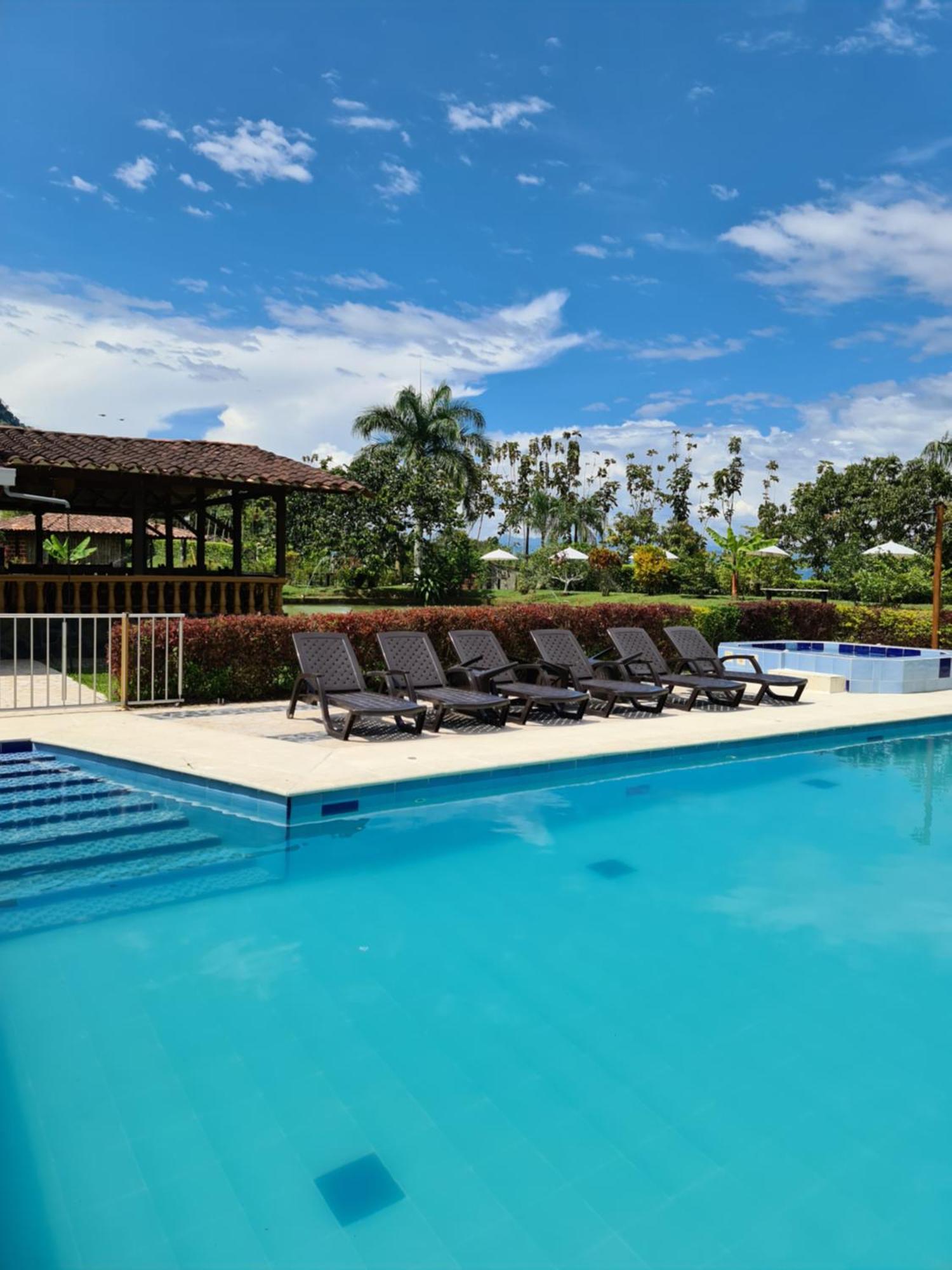Hotel Campestre Alameda Támesis 外观 照片